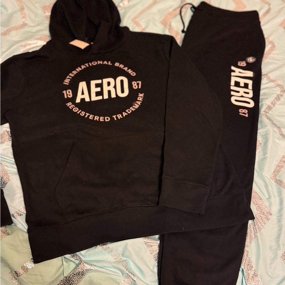 Aeropostale Black Hoodie and Sweatpants Matching Set- Men’s L- brand new
